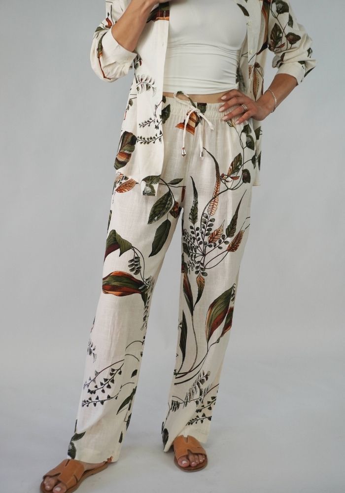 Ivory Garden Set - Image 3